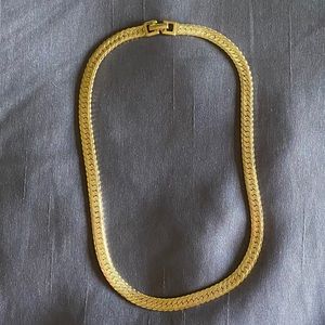 Vintage Monet Signed Gold Tone Necklace